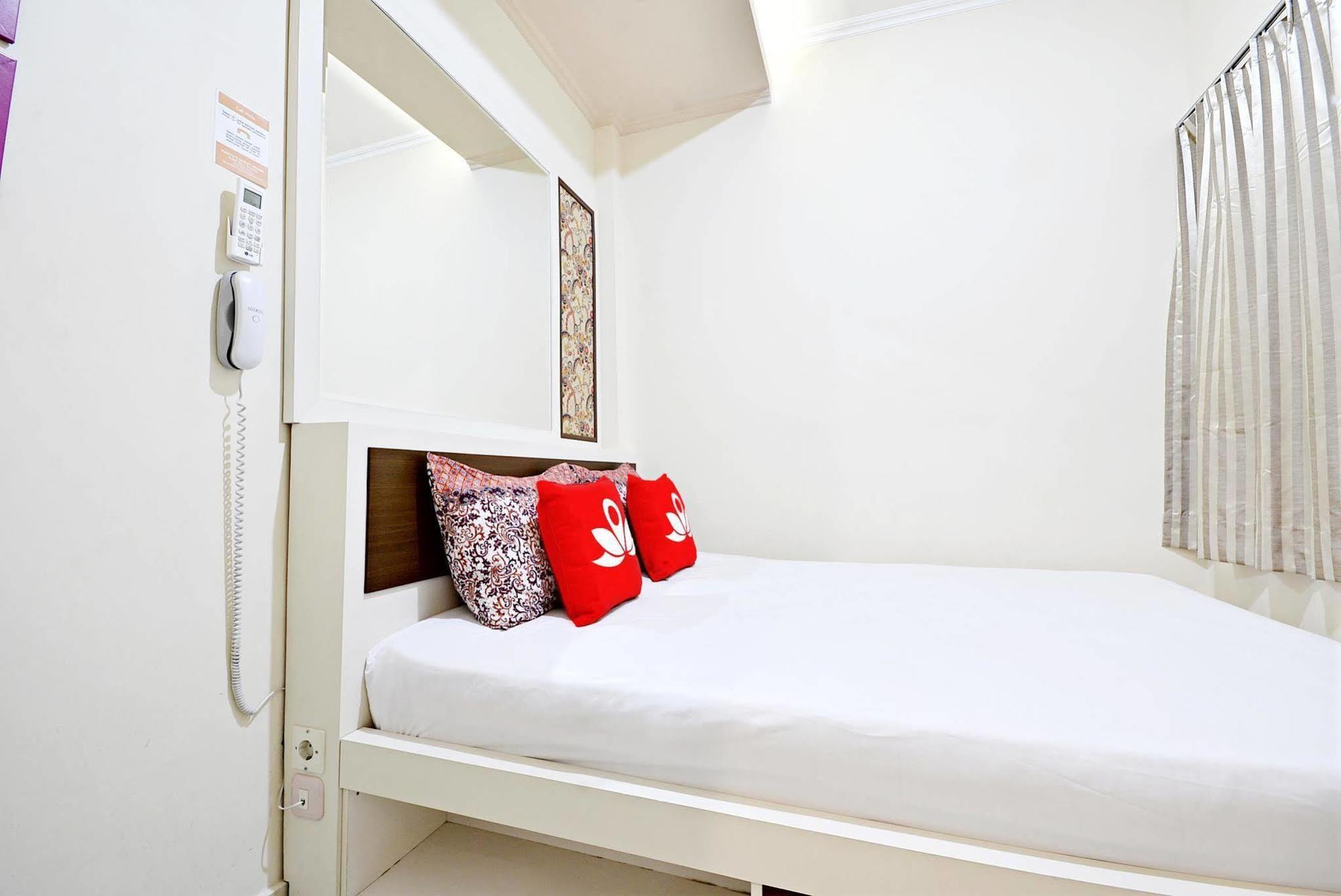Zen Rooms Cideng Barat Τζακάρτα Εξωτερικό φωτογραφία
